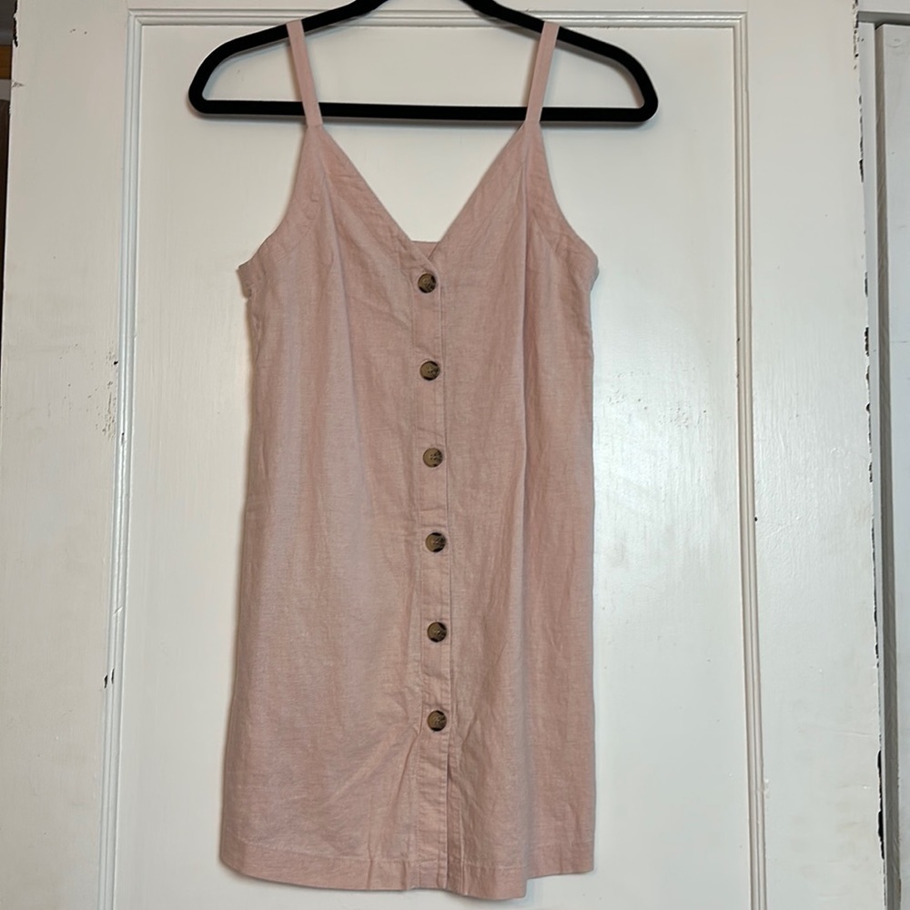 Top shop sundress button up 55% linen, 45% Viscose in a blush color